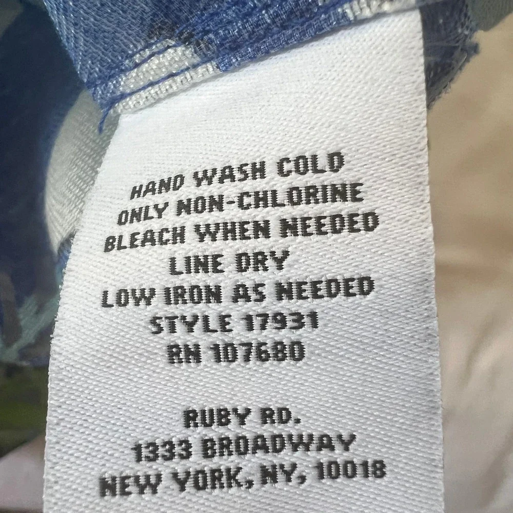 Ruby Rd. lightweight button